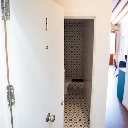 Glorieta دينايا